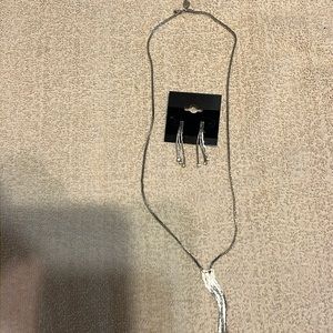 Necklace and earrings set